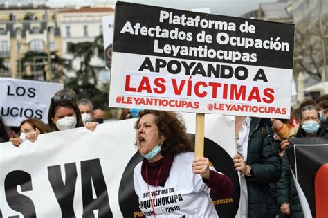 okupas en arroyo de la encomienda|Protesta por la okupación masiva en una misma。